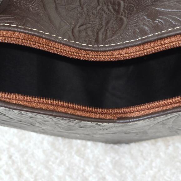 Handcrafted Mexican Tooled Brown Leather Heart-Shaped Crossbody Bag - Picture 4 of 6